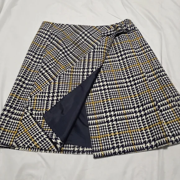 Boden Heritage Tweed Kilt Skirt - Picture 4 of 8